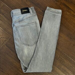 Women’s express washed out gray skinny jeans 4